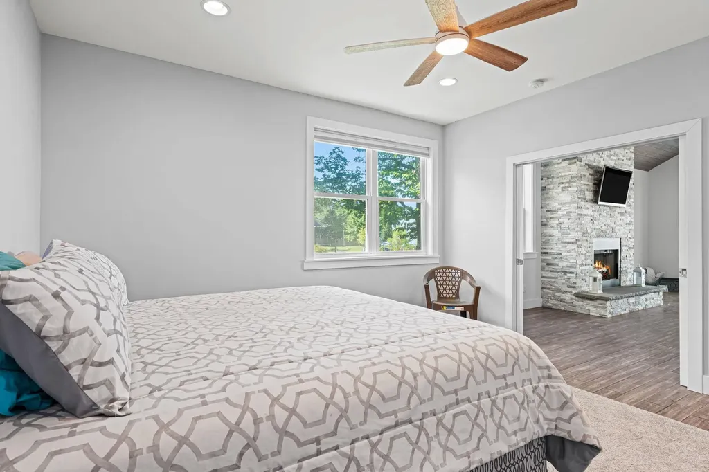 8440 S Lakeview Road Elmwood Charter Township MI 49684