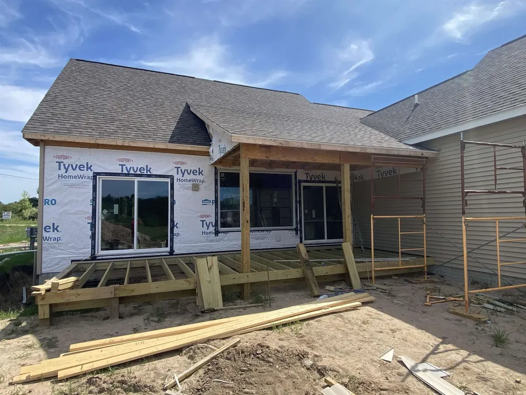 12000 Barkley Lane Milton Township MI 49676