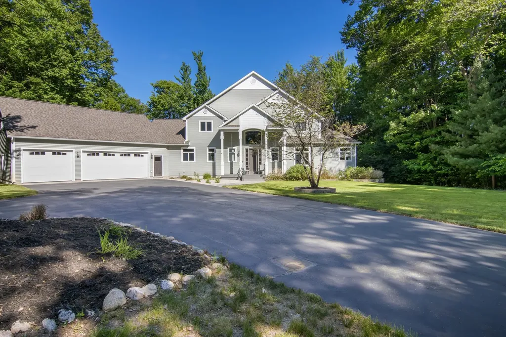 7344 Russ Noble Drive Long Lake Township MI 49685