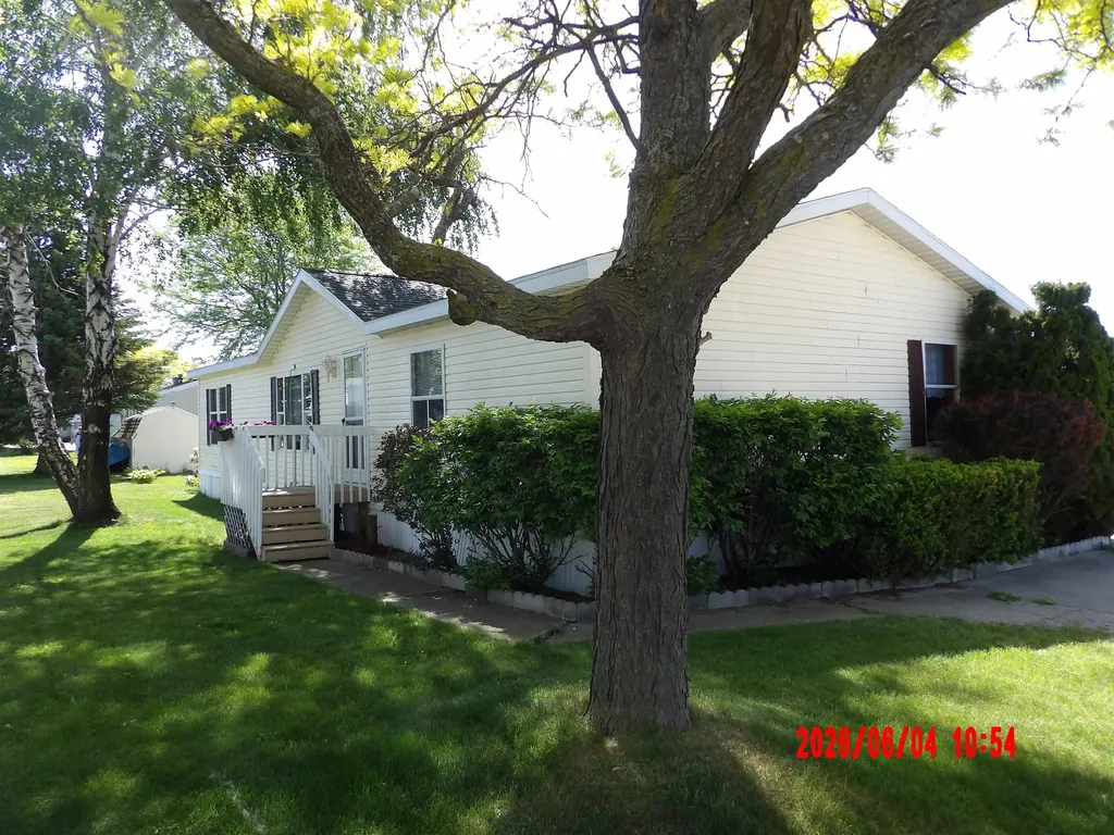 643 Woodcock Drive Cadillac City MI 49601