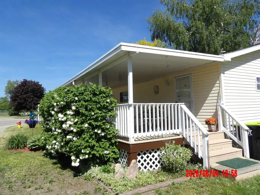 643 Woodcock Drive Cadillac City MI 49601