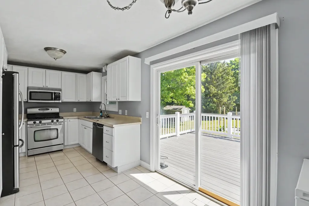 1741 Walter Drive Green Lake Township MI 49637