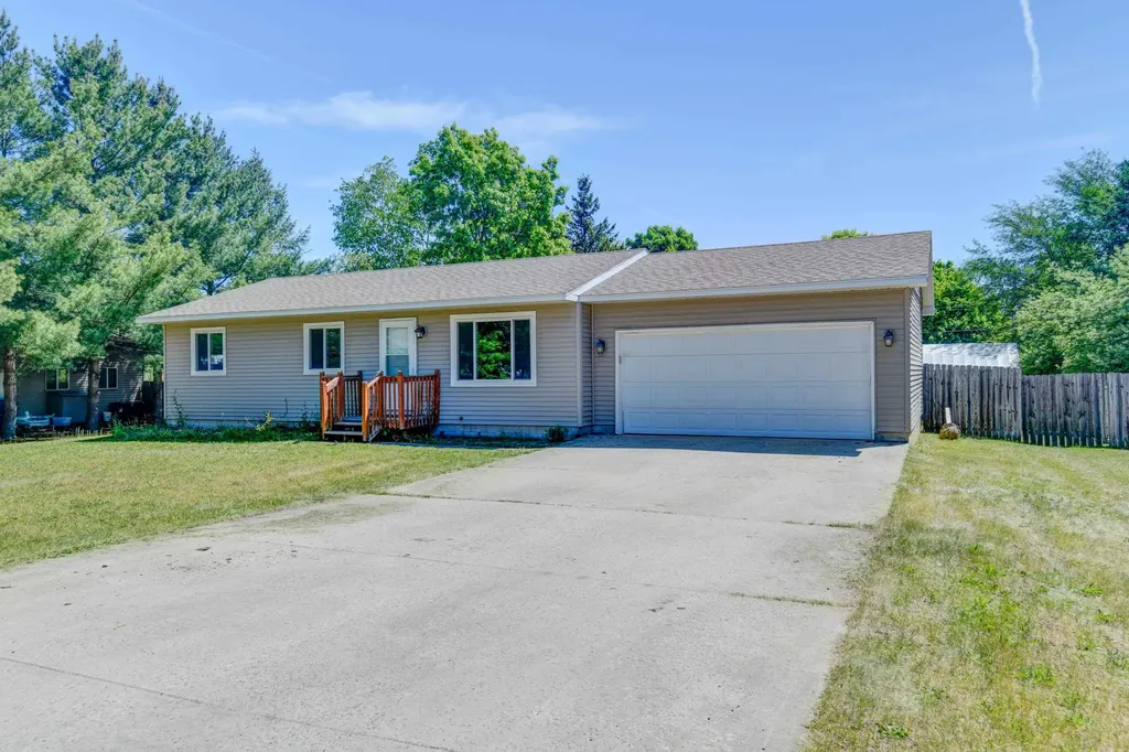 1741 Walter Drive Green Lake Township MI 49637