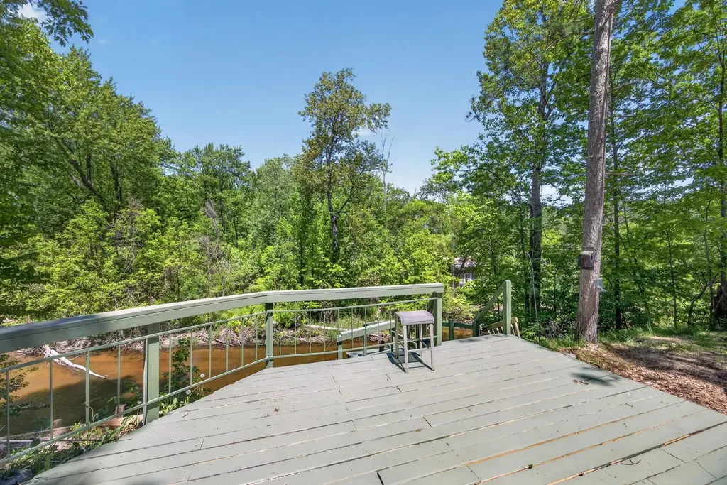 8538 W Haskell Lake Road Winterfield Township MI 49665