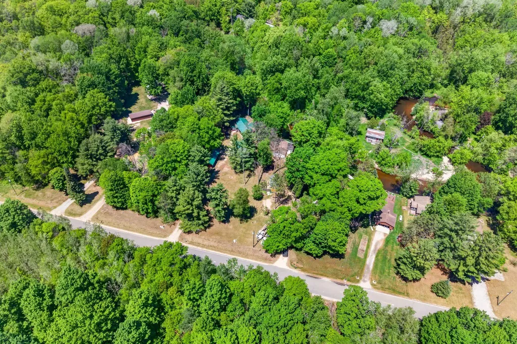 8538 W Haskell Lake Road Winterfield Township MI 49665