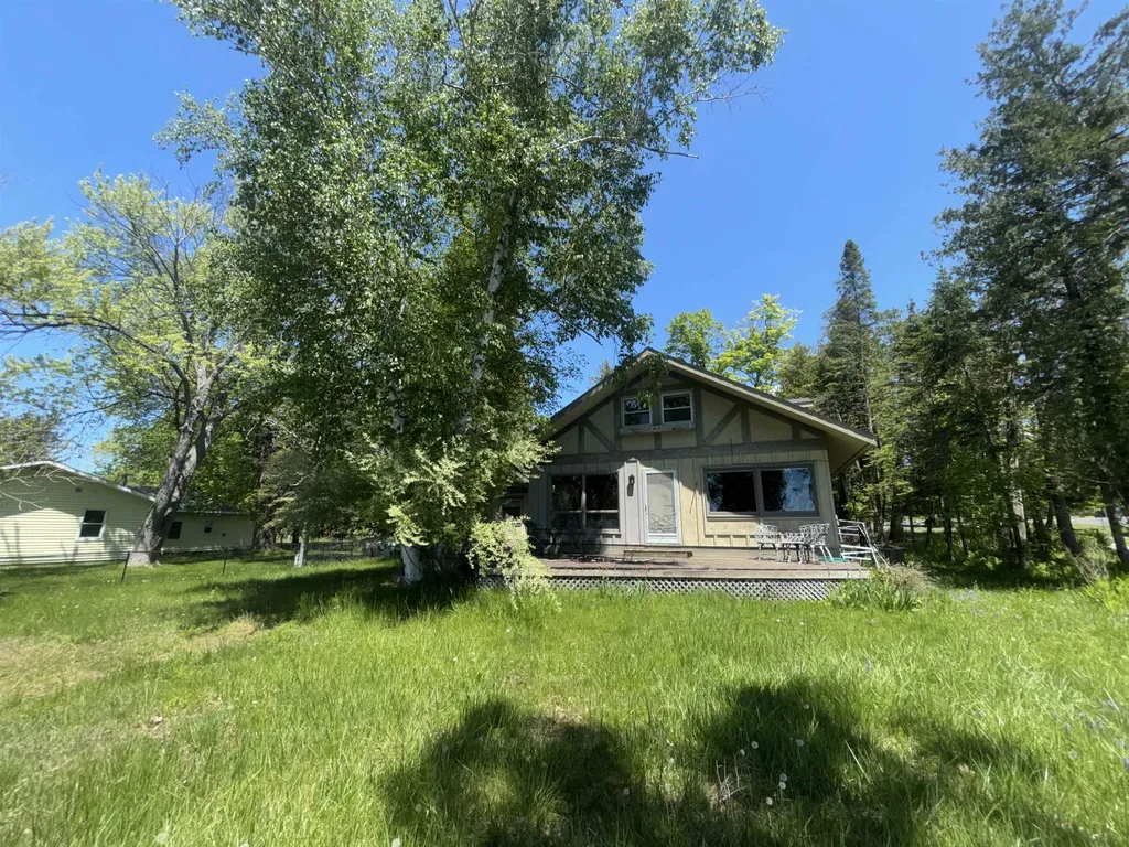 13185 Bussa Road Milton Township MI 49676