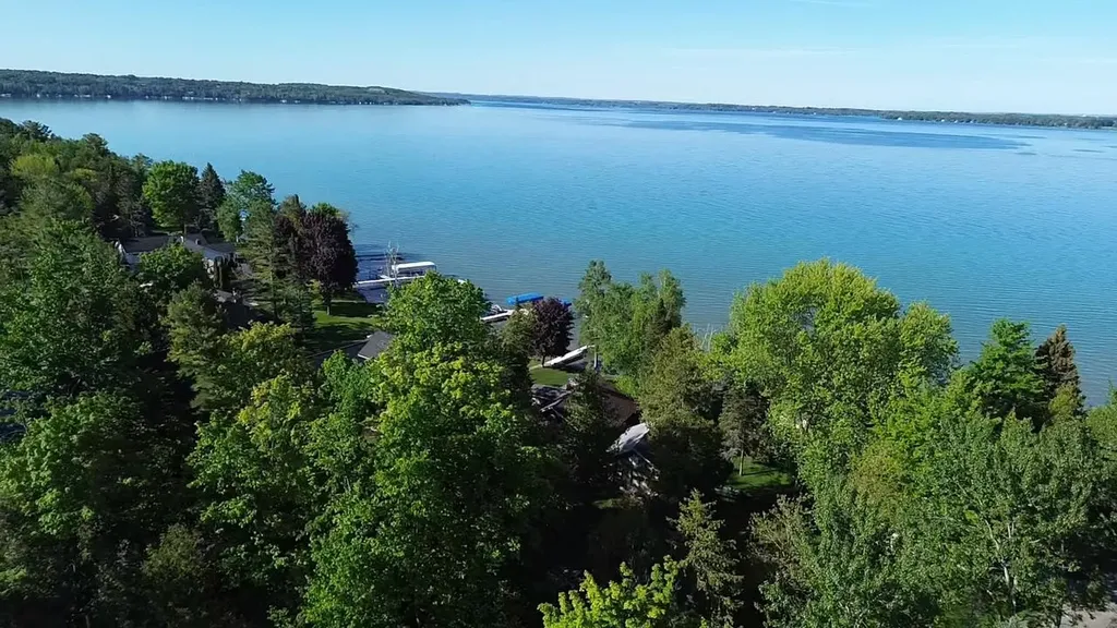 13185 Bussa Road Milton Township MI 49676