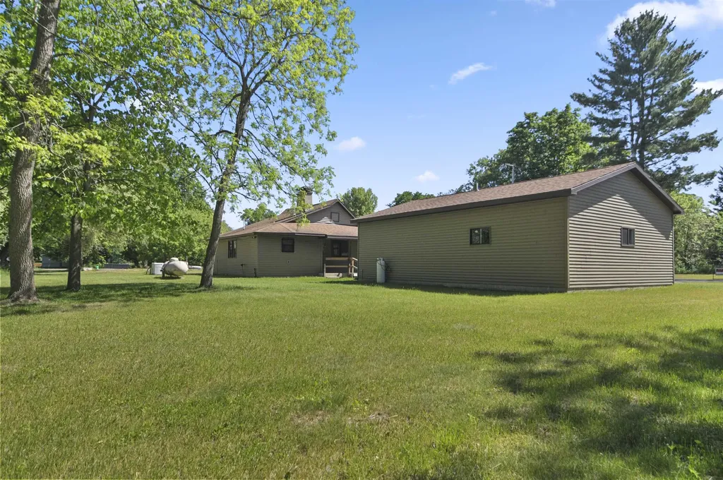 507 River Street Unknown City MI 49656
