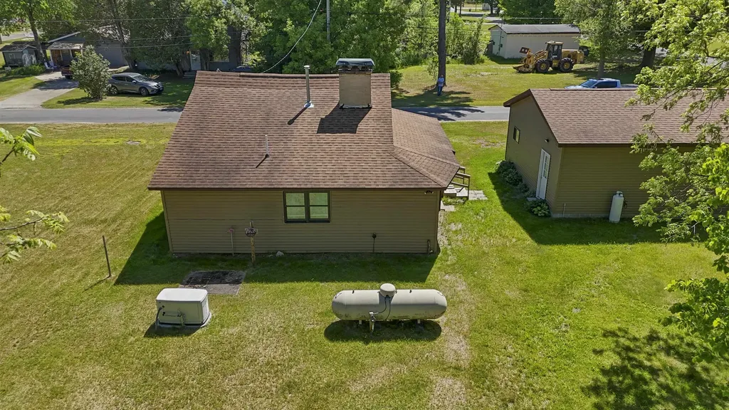 507 River Street Unknown City MI 49656