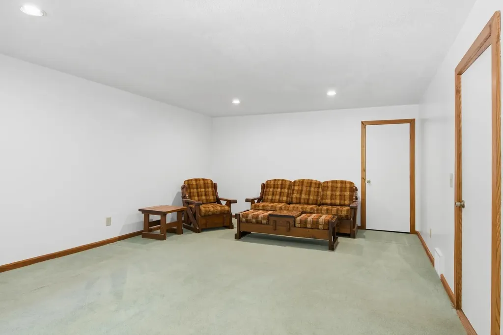 2057 Glory Road Crystal Lake Township MI 49635
