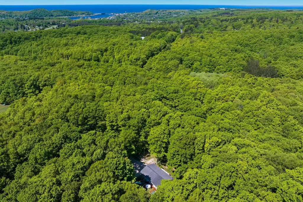 2057 Glory Road Crystal Lake Township MI 49635
