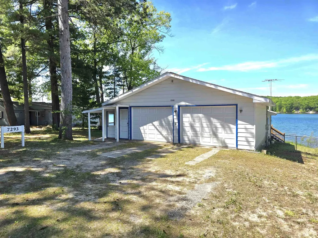 7293 NE Trillium Trail Blue Lake Township MI 49659