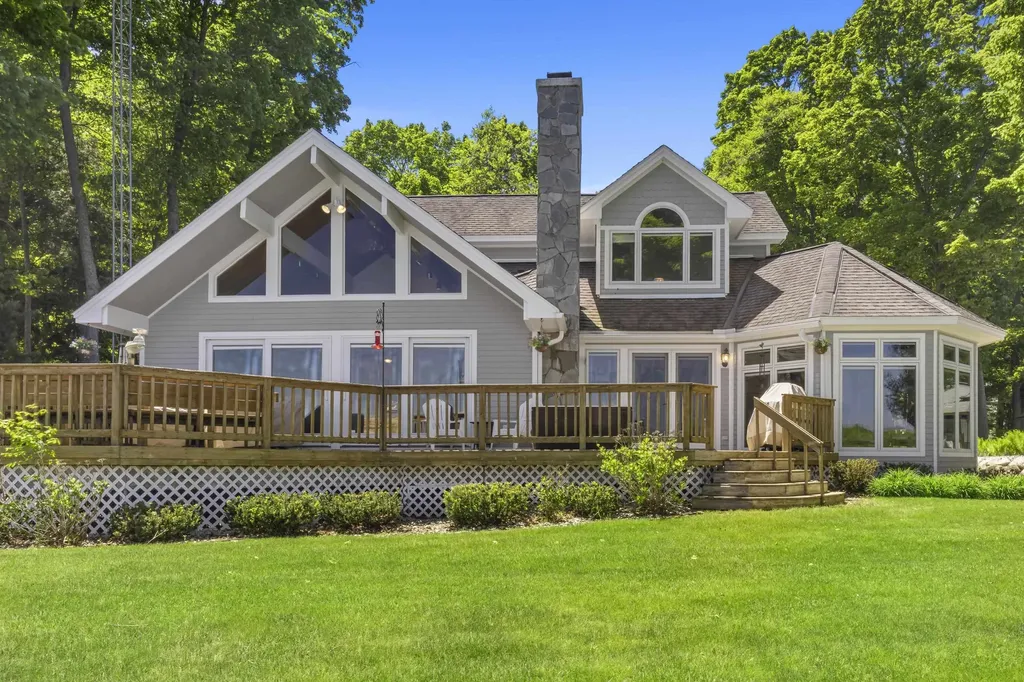 3154 Bancroft Road Lake Township MI 49640