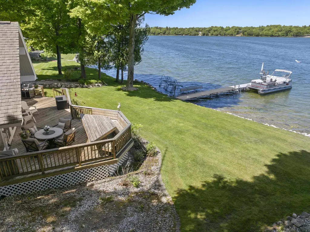3154 Bancroft Road Lake Township MI 49640