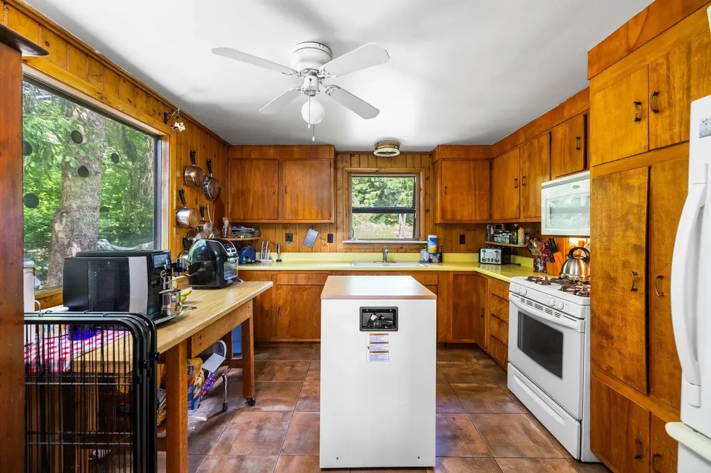 8370 Lake Of The Woods Road Custer Township MI 49615