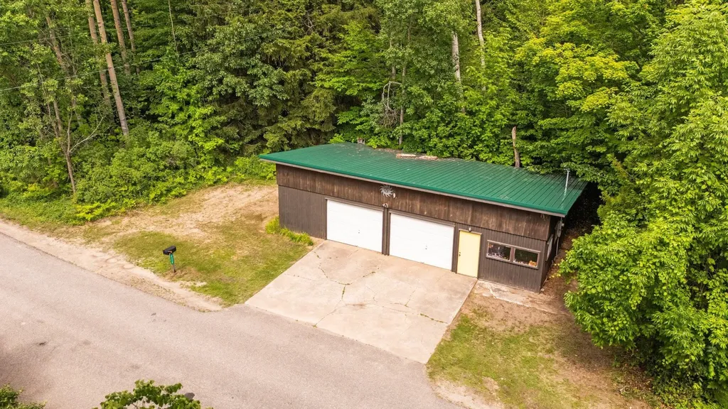 8370 Lake Of The Woods Road Custer Township MI 49615