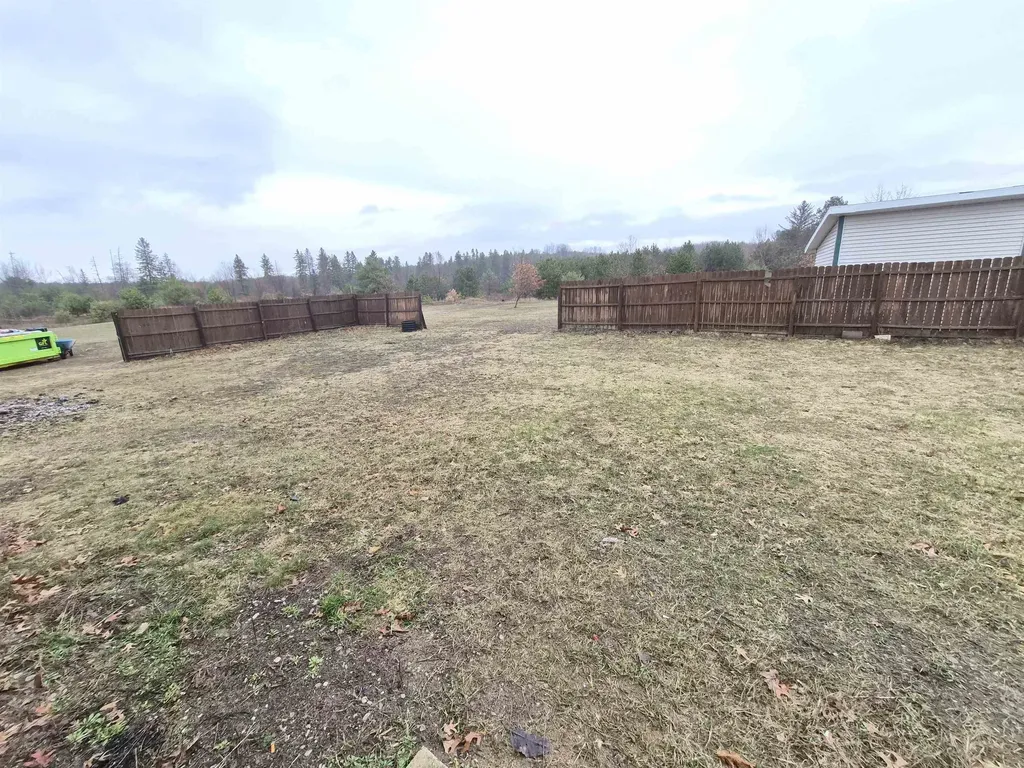 6704 Rapid City Road NW Clearwater Township MI 49676