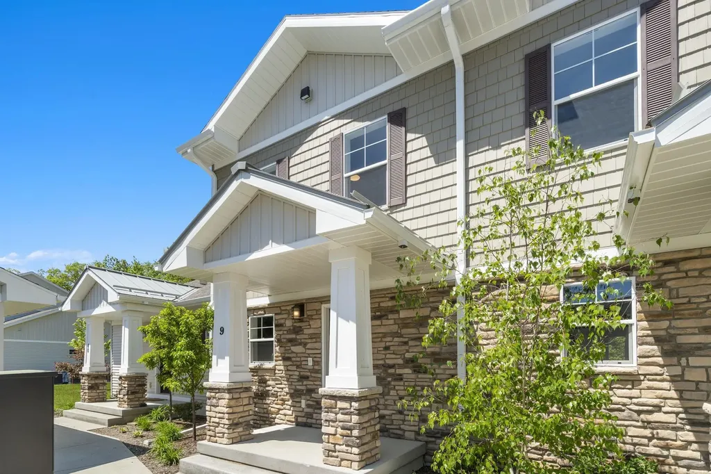 1548 Simsbury Street Garfield Charter Township MI 49686