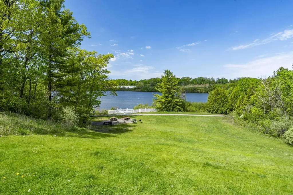 1548 Simsbury Street Garfield Charter Township MI 49686