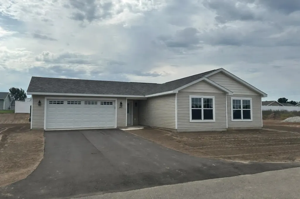 1812 Robin Drive Blair Township MI 49685