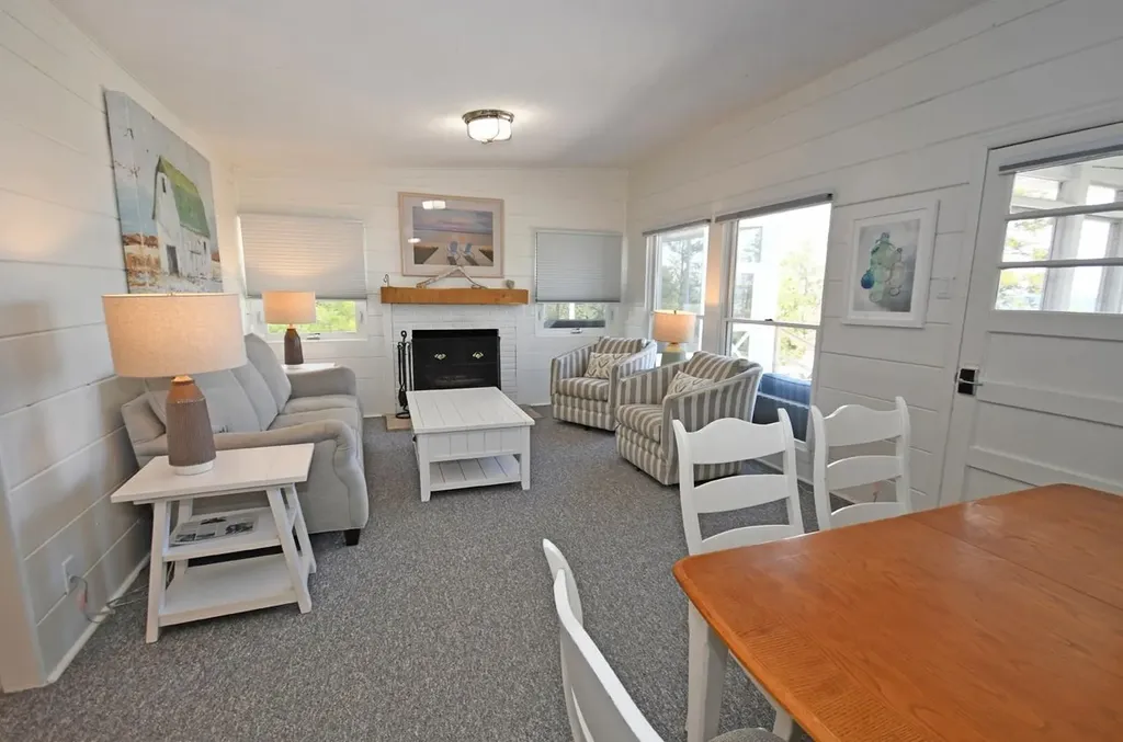 7566 W Harbor Highway Glen Arbor Township MI 49636
