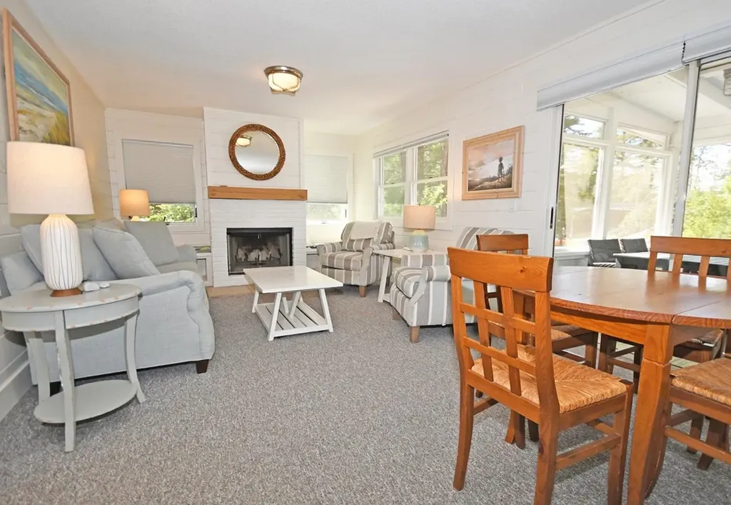 7566 W Harbor Highway Glen Arbor Township MI 49636