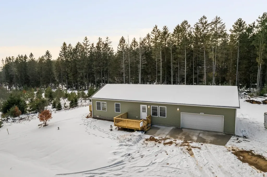 Tbb 5086 Red Maple Drive Orange Township MI 49646