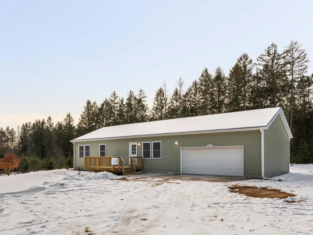 Tbb 5086 Red Maple Drive Orange Township MI 49646