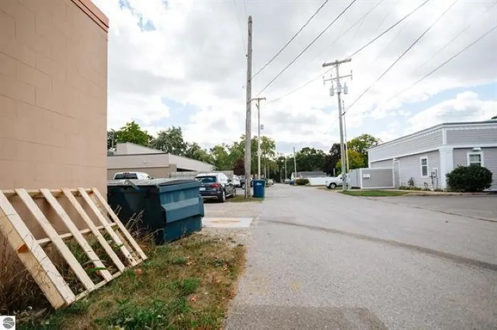 114 E Griffin Street Traverse City City MI 49684