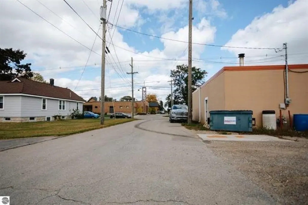 114 E Griffin Street Traverse City City MI 49684