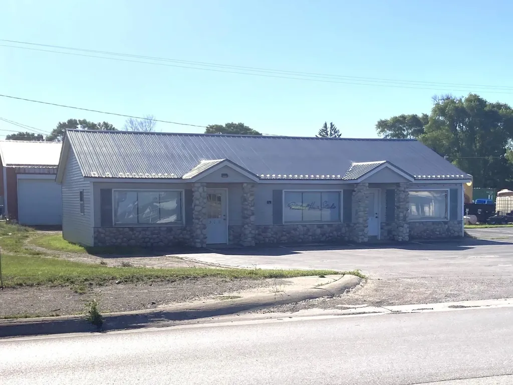 305 S Us-31 Blair Township MI 49685