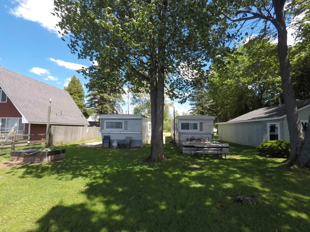 661 E Lake Mitchell Drive Cherry Grove Township MI 49601
