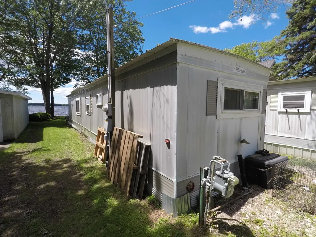 661 E Lake Mitchell Drive Cherry Grove Township MI 49601