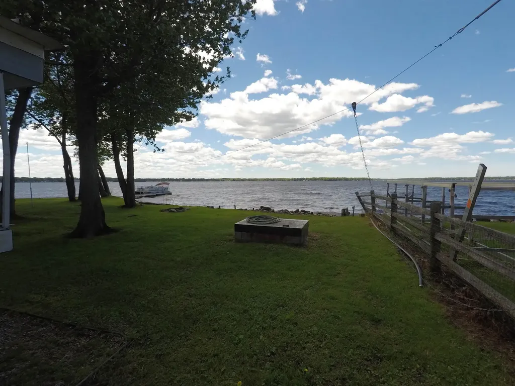 661 E Lake Mitchell Drive Cherry Grove Township MI 49601