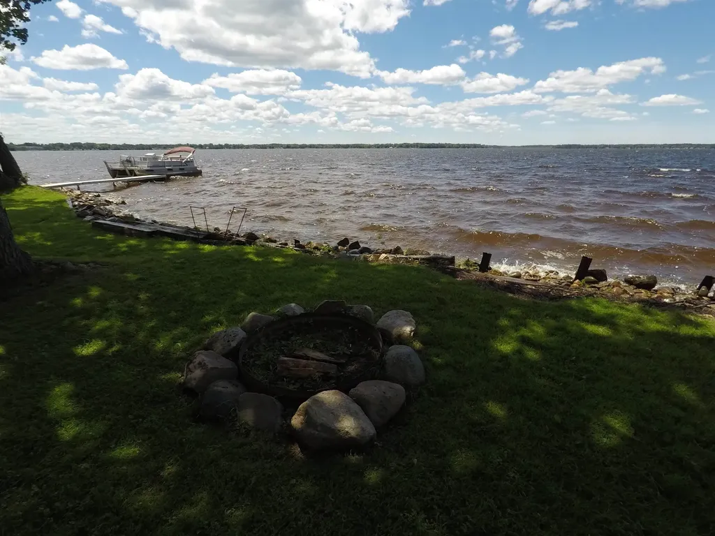 661 E Lake Mitchell Drive Cherry Grove Township MI 49601
