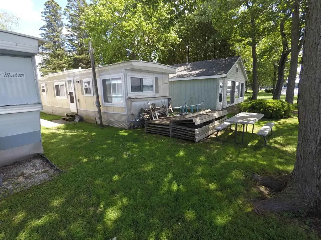 661 E Lake Mitchell Drive Cherry Grove Township MI 49601