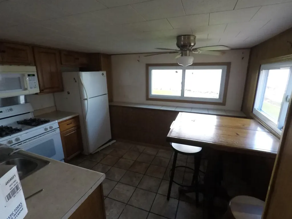 661 E Lake Mitchell Drive Cherry Grove Township MI 49601