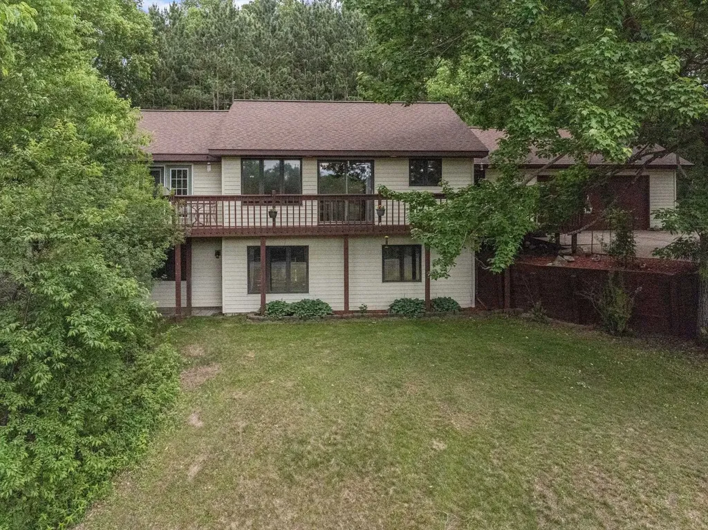 804 Arbutus Drive Clam Lake Township MI 49601