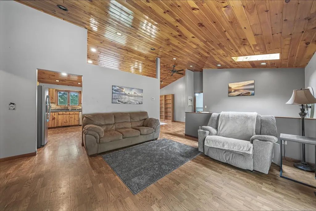 804 Arbutus Drive Clam Lake Township MI 49601