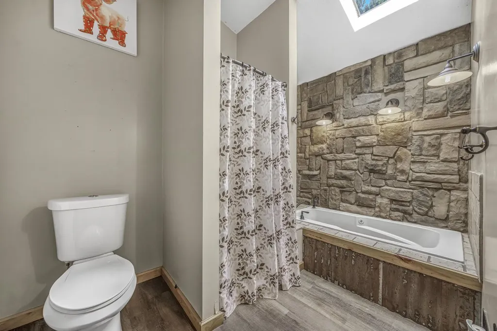 804 Arbutus Drive Clam Lake Township MI 49601