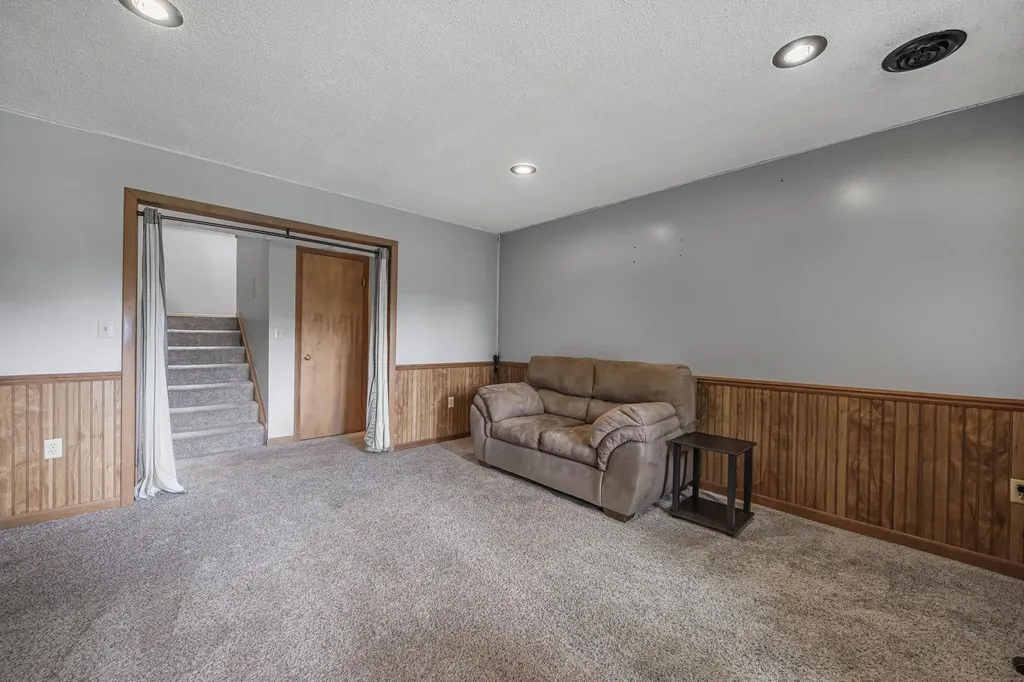 804 Arbutus Drive Clam Lake Township MI 49601