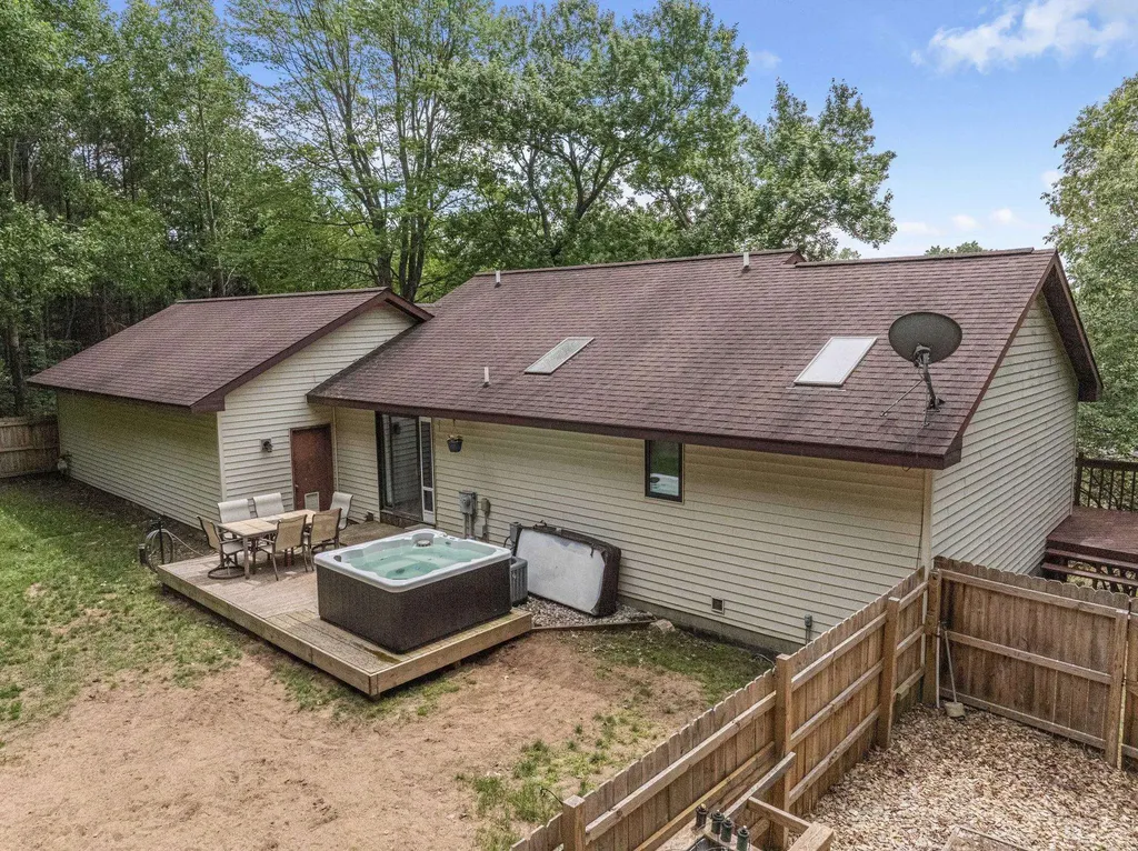 804 Arbutus Drive Clam Lake Township MI 49601