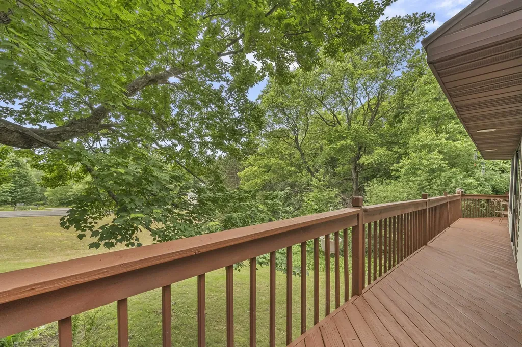 804 Arbutus Drive Clam Lake Township MI 49601