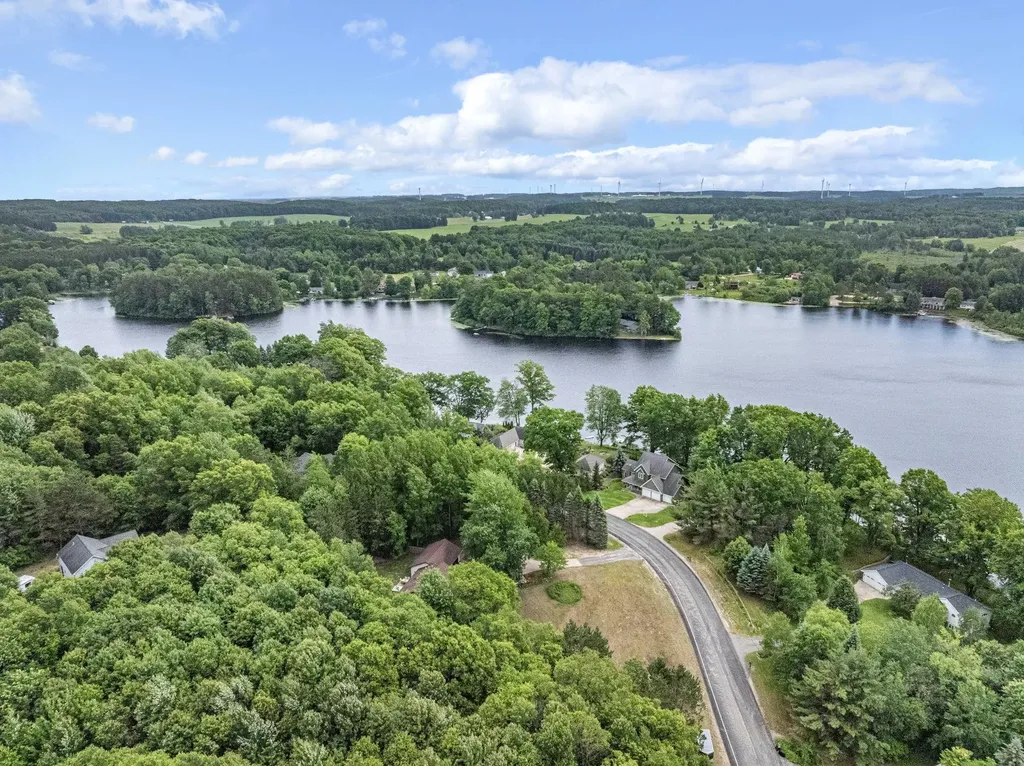 804 Arbutus Drive Clam Lake Township MI 49601