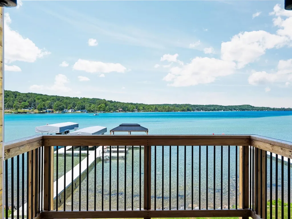 7586 Crystal Beach Road Clearwater Township MI 49676