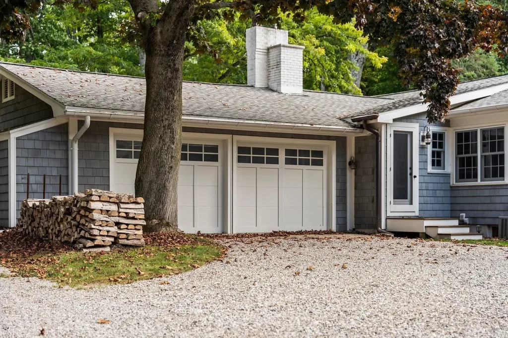 116 W Hill Street Leland Township MI 49654