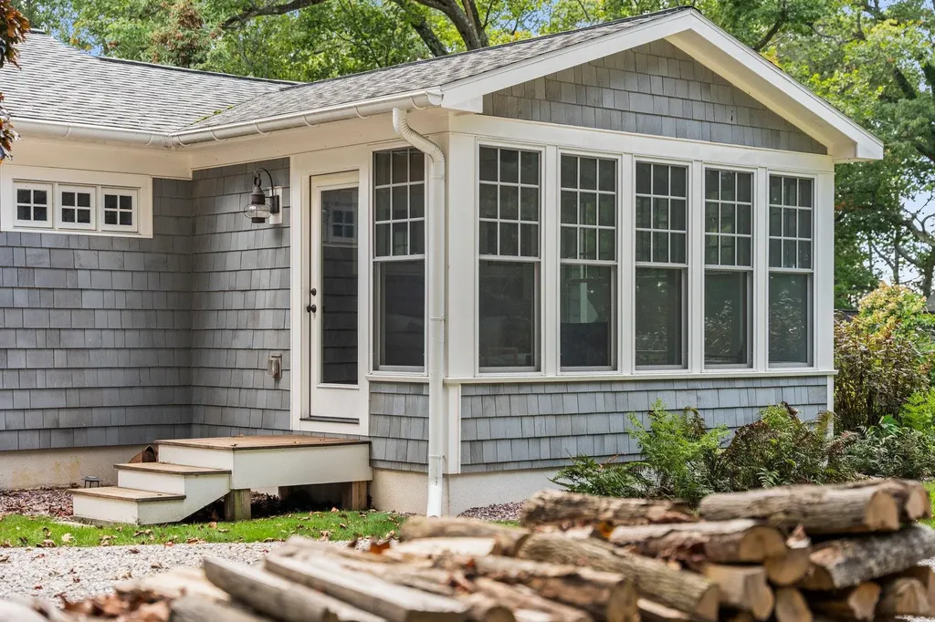 116 W Hill Street Leland Township MI 49654