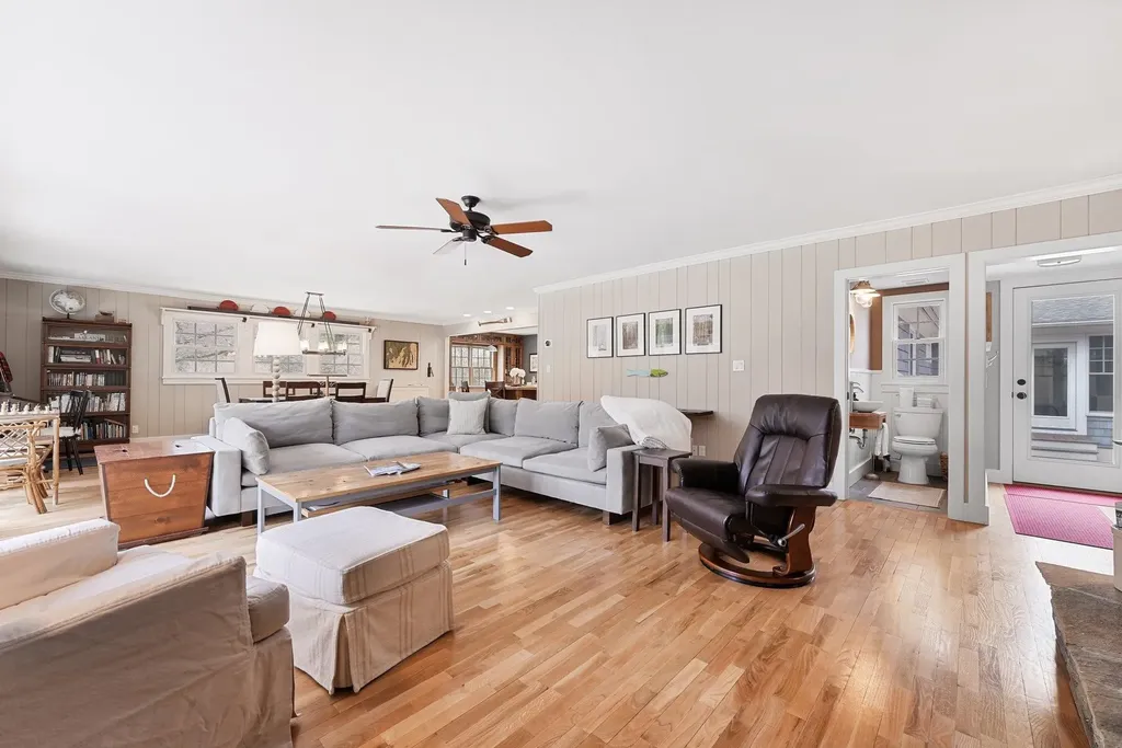 116 W Hill Street Leland Township MI 49654
