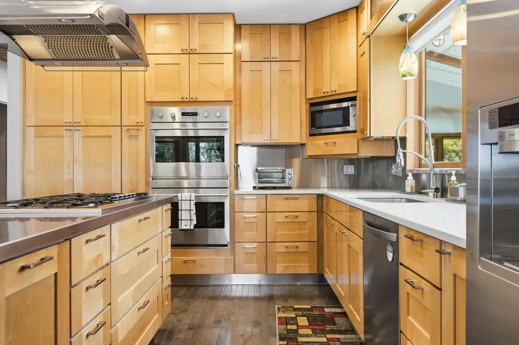 3333 Kirkridge Drive Acme Township MI 49690