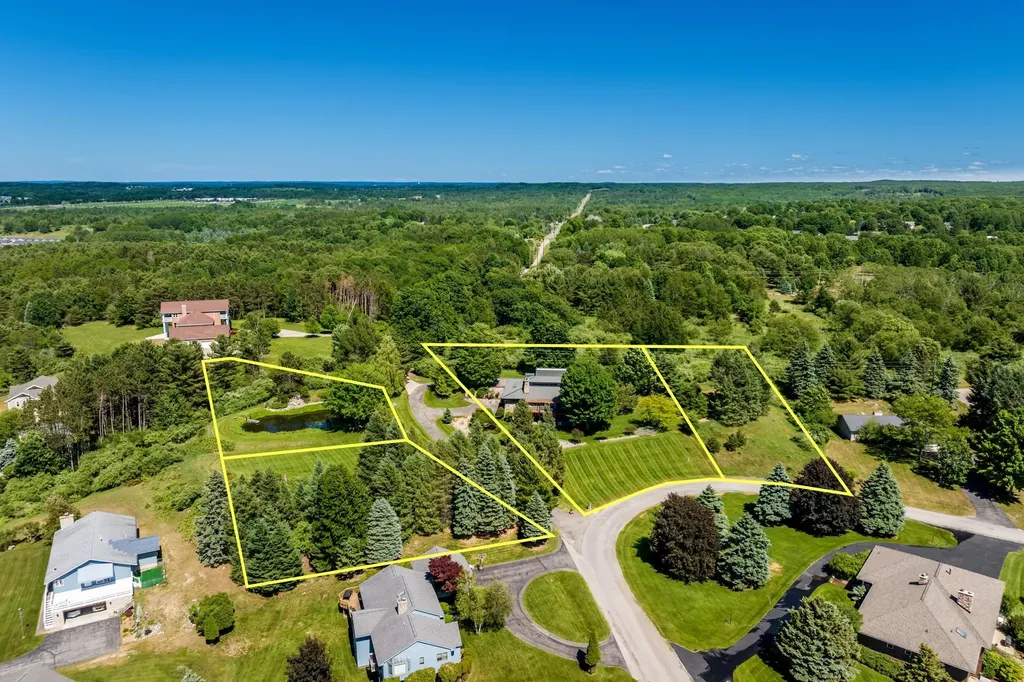 3333 Kirkridge Drive Acme Township MI 49690